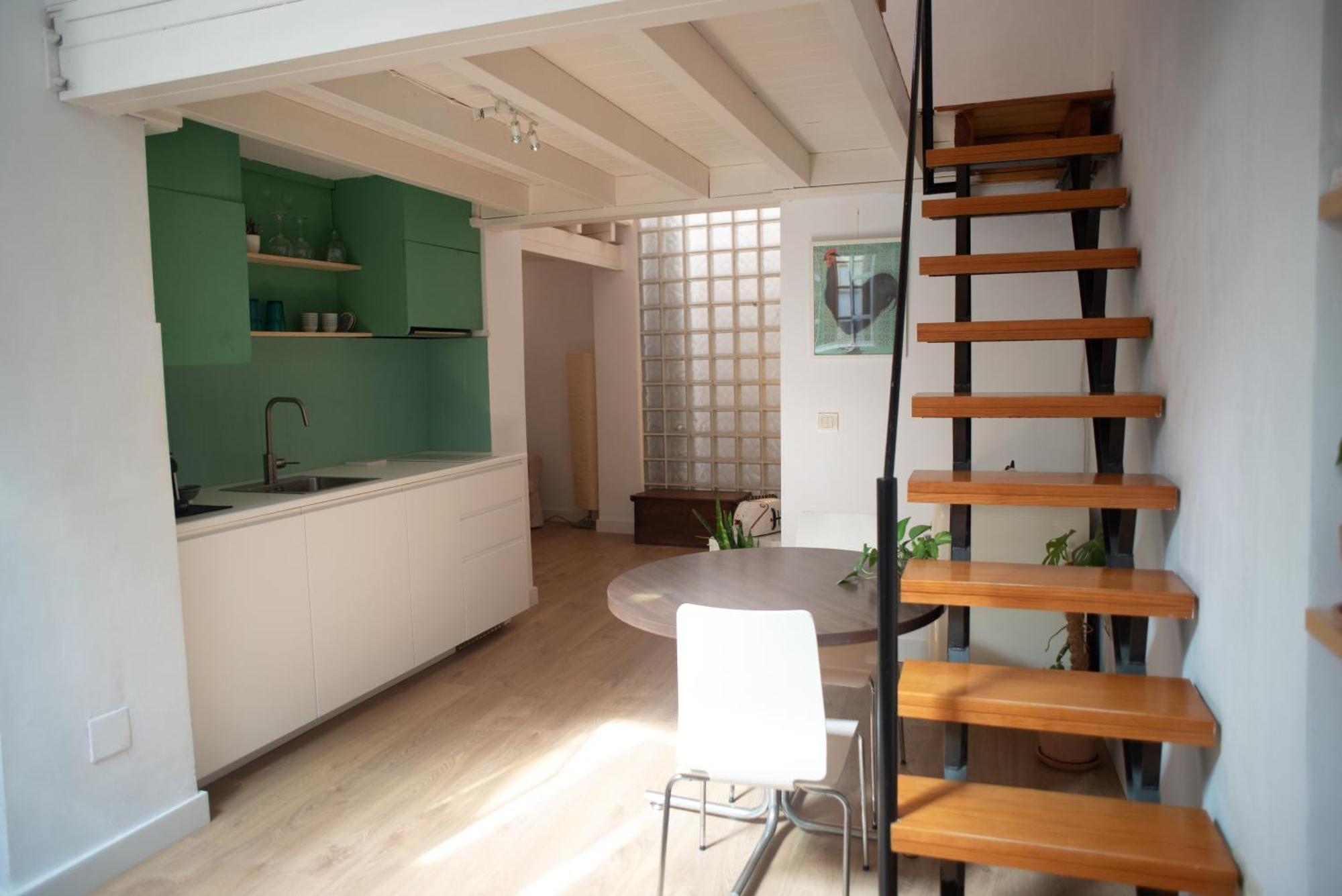 Cozy & Quiet Apartment In The Center Malaga Exterior photo