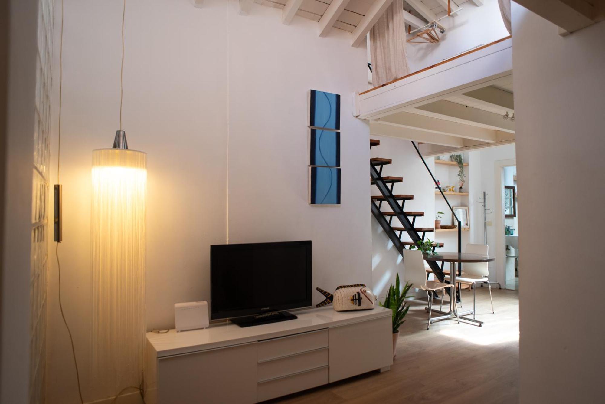 Cozy & Quiet Apartment In The Center Malaga Exterior photo